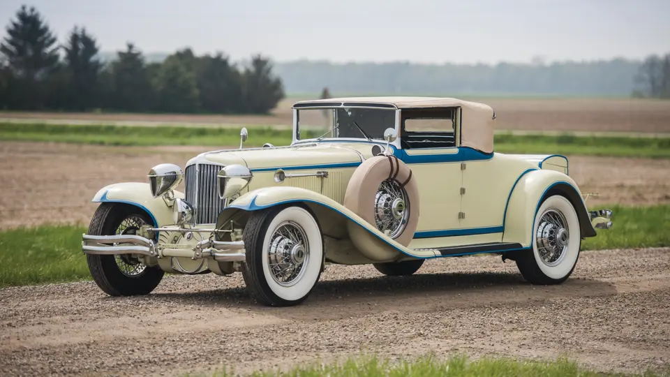 1930 Cord L-29 Cabriolet: Amerikan Otomotiv İnovasyonunun Klasik İfadesi