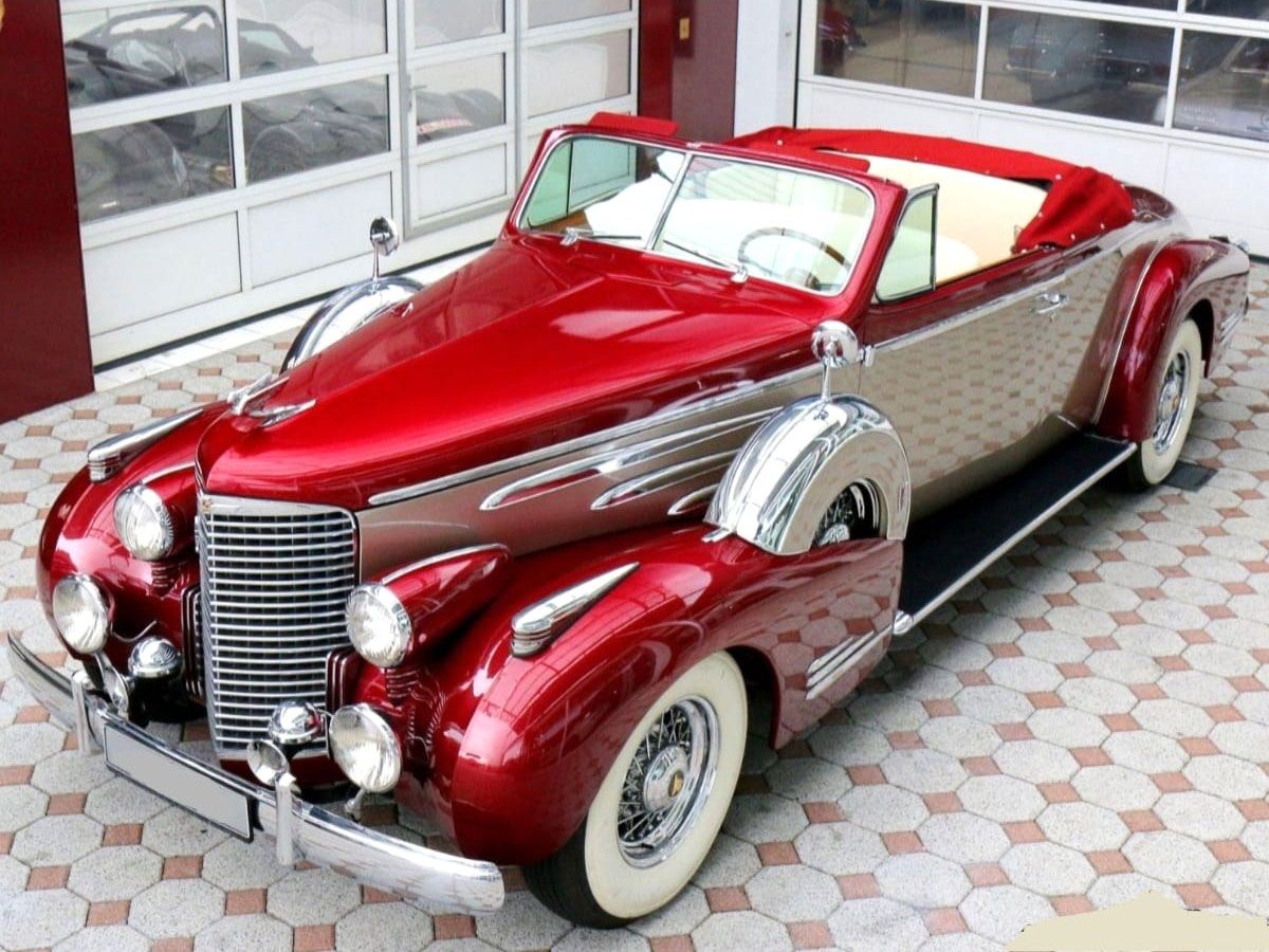 1938 Cadillac V16 Series 38-90 Convertible Coupe: Amerikan Lüksünün Zirve Noktası