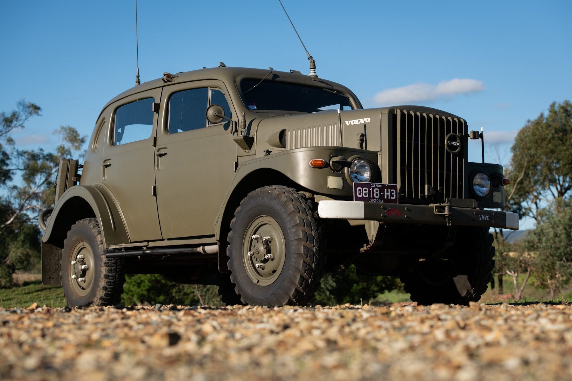 1950s Volvo TP21 “Sugga”: İsveç Ordusunun Efsanevi 4x4 Askeri Aracı