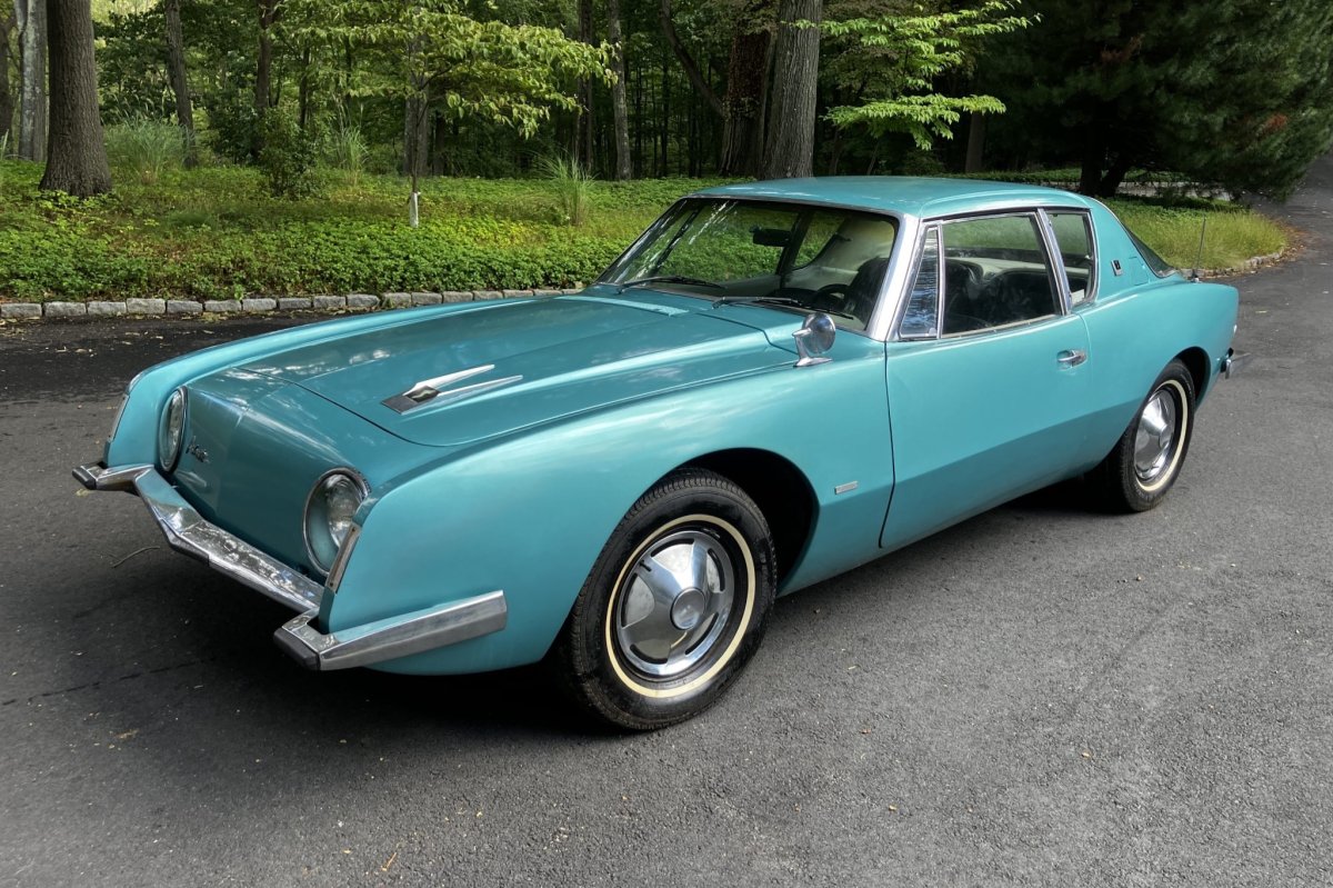 1963 Studebaker Avanti: Fiberglas Gövde, 240 HP V8 ve 170 mph Rekoruyla Zamanının Ötesinde Amerikan İkonu