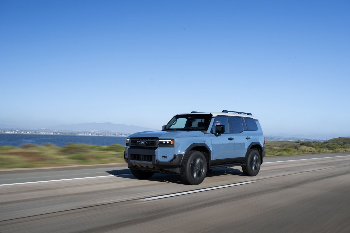 2026 Toyota Land Cruiser GR Sport – Performanslı ve Lüks Off-Road SUV