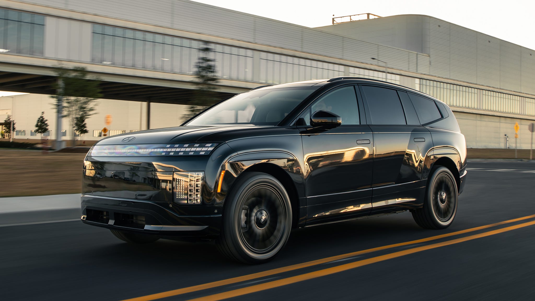 🚗 2027 Hyundai Ioniq 9 Calligraphy Black Ink – Tam Lüks Elektrikli Dev SUV
