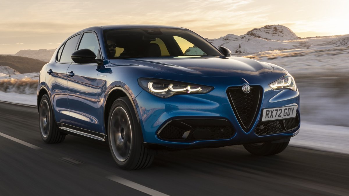 Alfa Romeo Stelvio: Şık Tasarım, Güçlü Performans ve Gelişmiş Donanım Özellikleri