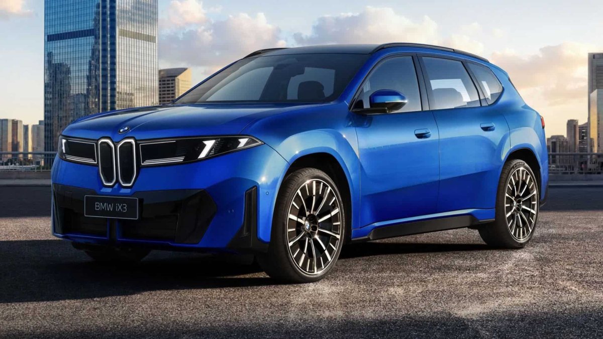 BMW iX3 Long Wheelbase – 900 km Üstü Menzilli Yeni Uzatılmış Elektrikli SUV 🔋🚙