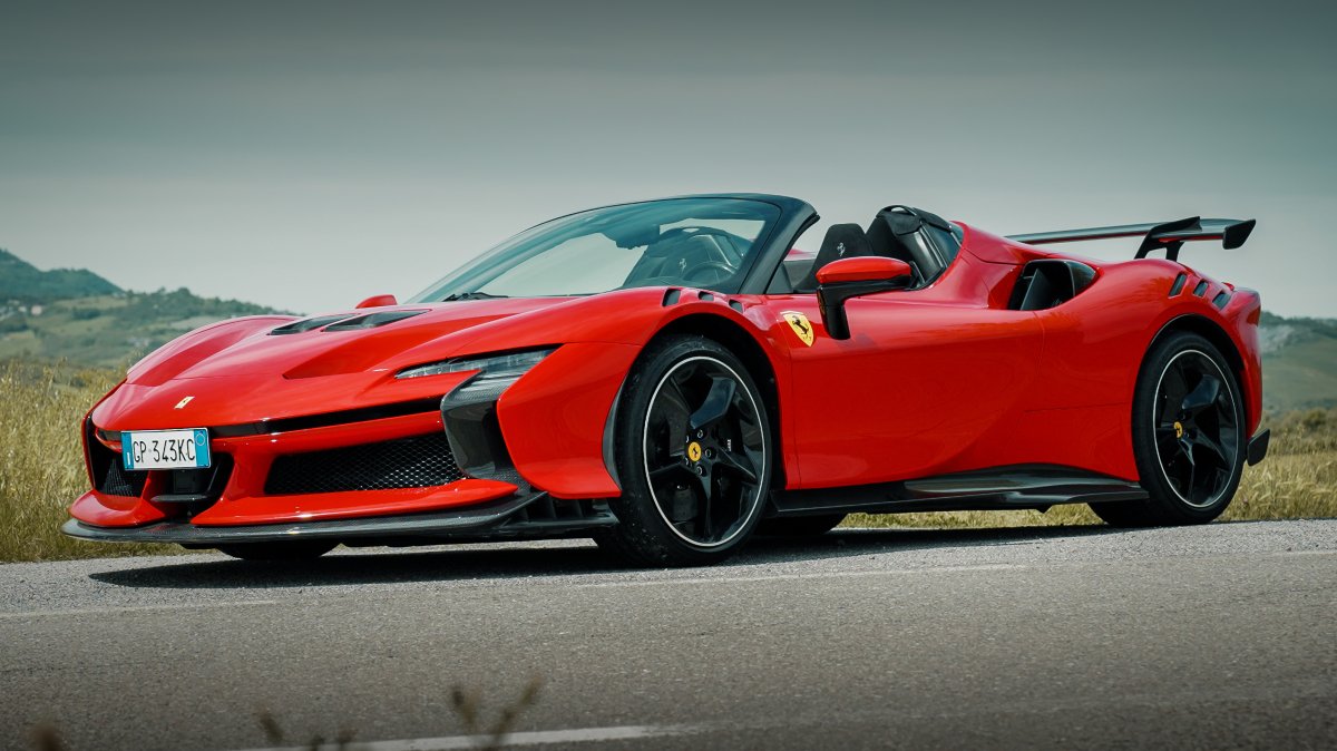 🚀 Ferrari SF90 XX Spider – 1000+ HP Açık Tavan Hibrit Hypercar (2024–2026)