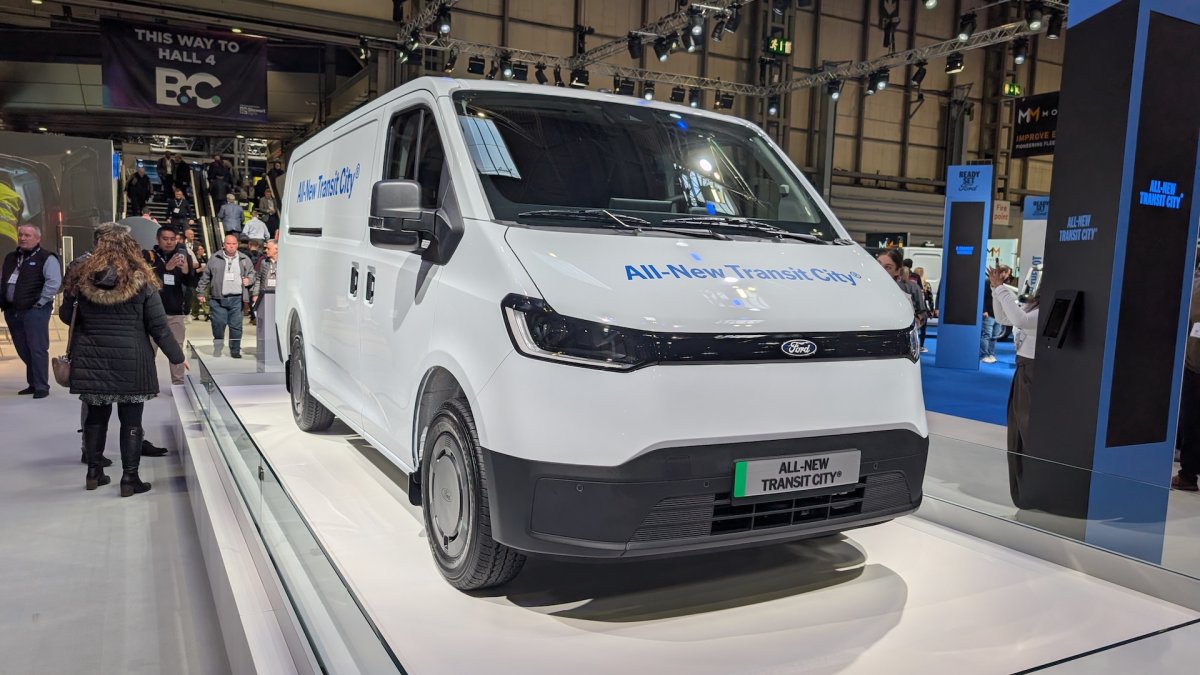 🚐 Ford Transit City EV – 2026 Şehir Odaklı Elektrikli Hafif Ticari Van