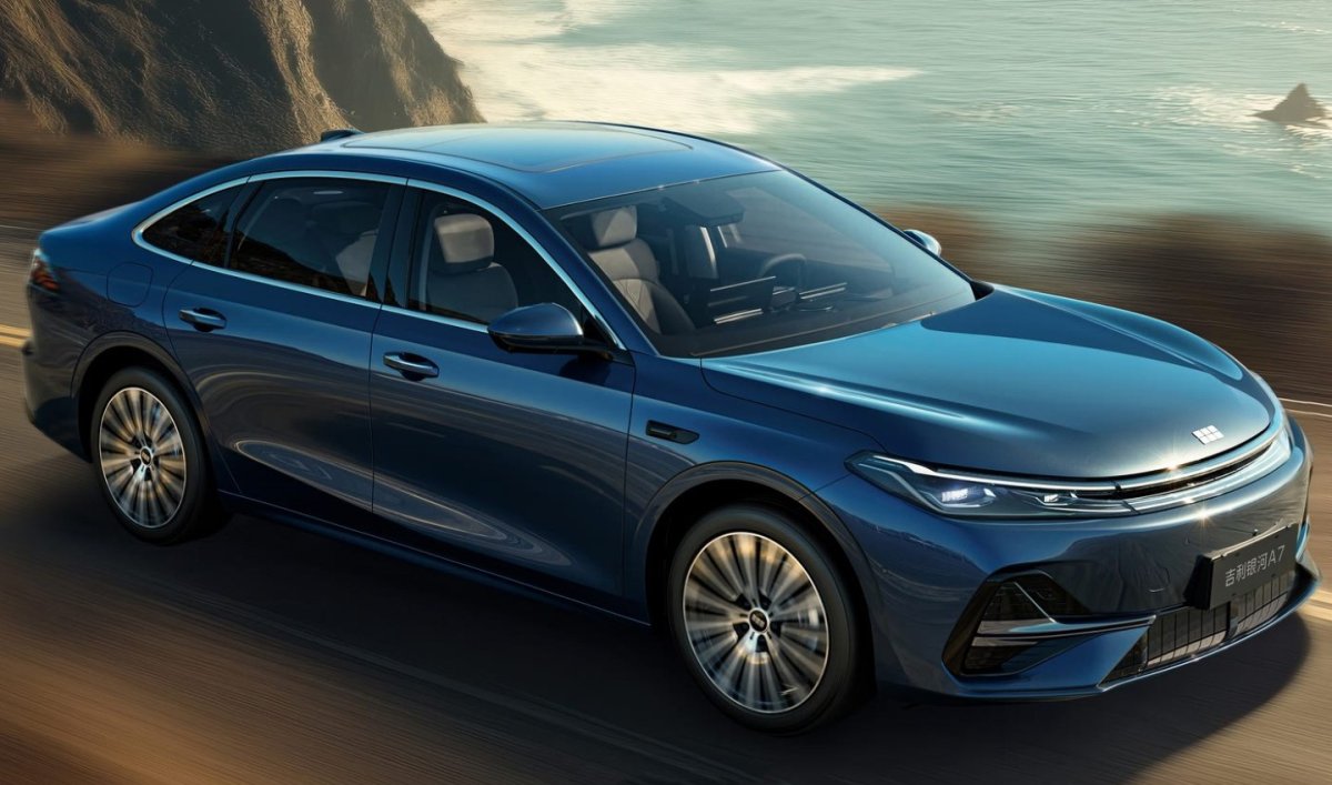 Geely Galaxy A7 PHEV:  2.100 km+ Menzilli Uygun Fiyatlı Hibrit Sedan