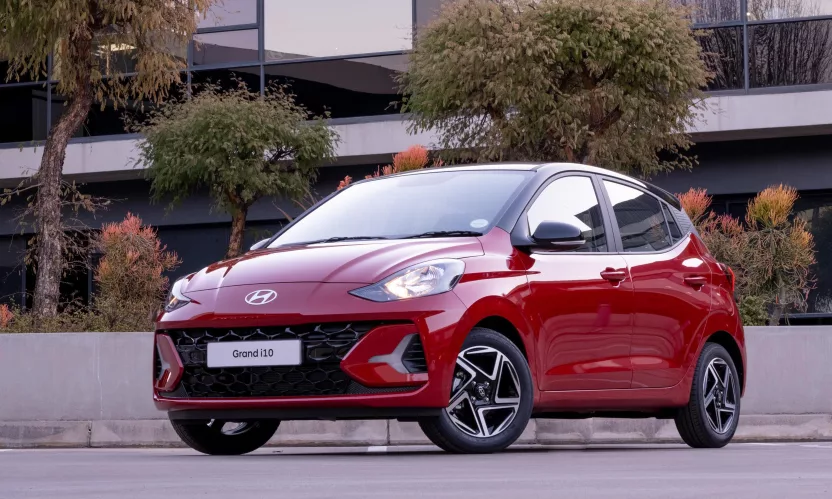 Hyundai Grand i10 Executive (2024–2026): Şehir Odaklı 1.2L 83 HP Ekonomik Hatchback