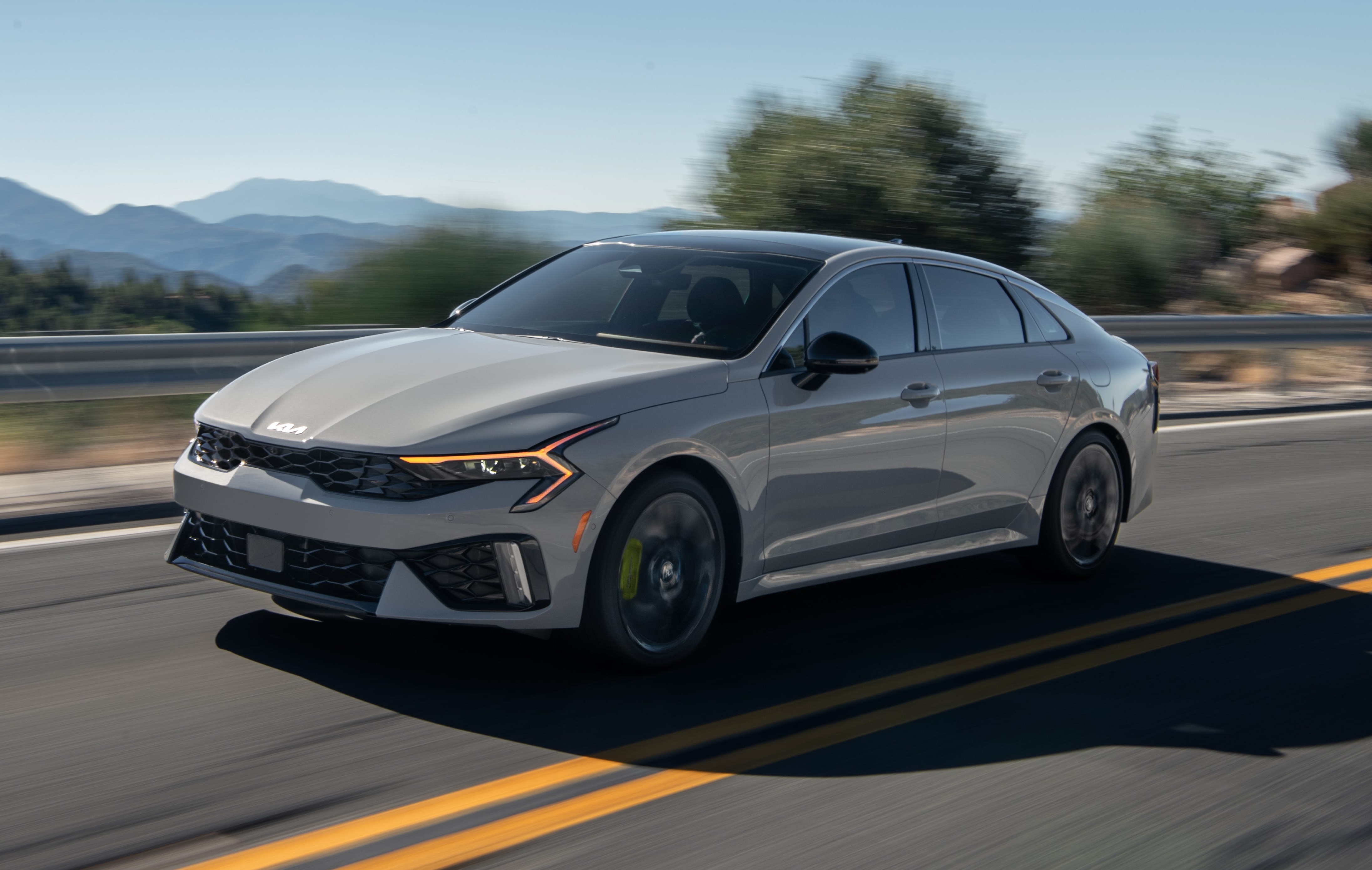 🚗 Kia K5 GT: Turbo Performanslı Sport Sedan’ın Güncel Teknik Verileri