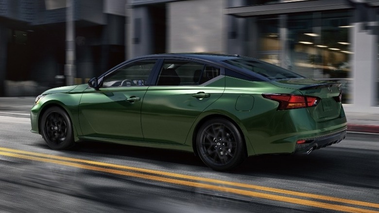 2026 Nissan Altima: Midsize Sedan Döndü – Modern Teknoloji ve Yenilenen Donanım