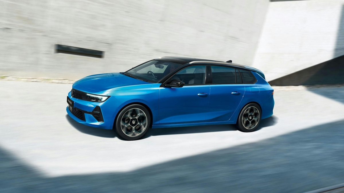 Vauxhall Astra Mk VIII Sports Tourer – Aileye Yönelik Plug-in Hibrit Kombi Alternatif