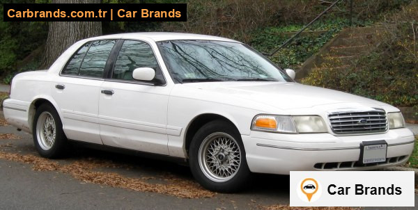 Ford Crown Victoria (P7)