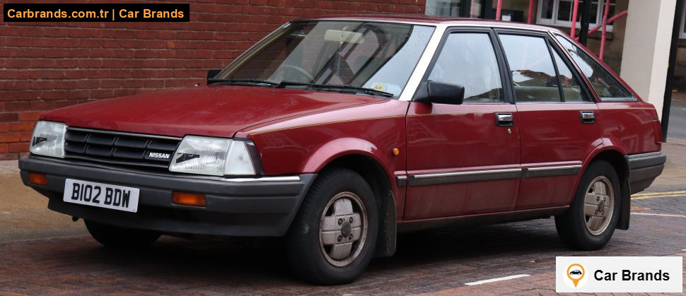 Nissan Stanza Hatchback (T11)