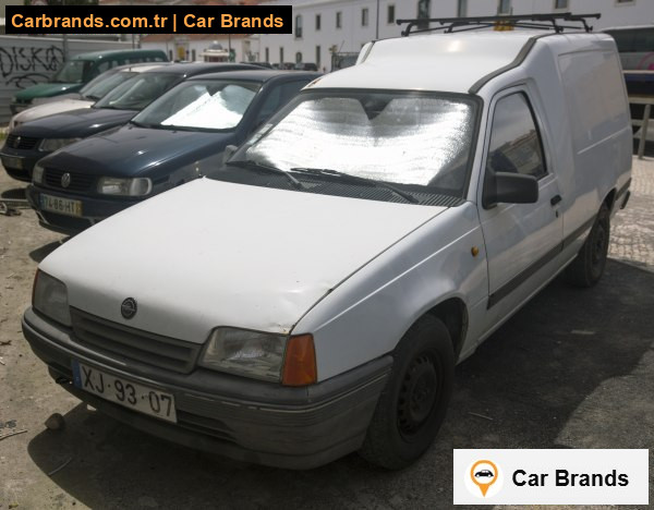 Opel Kadett E Combo Yakıt Tüketimi